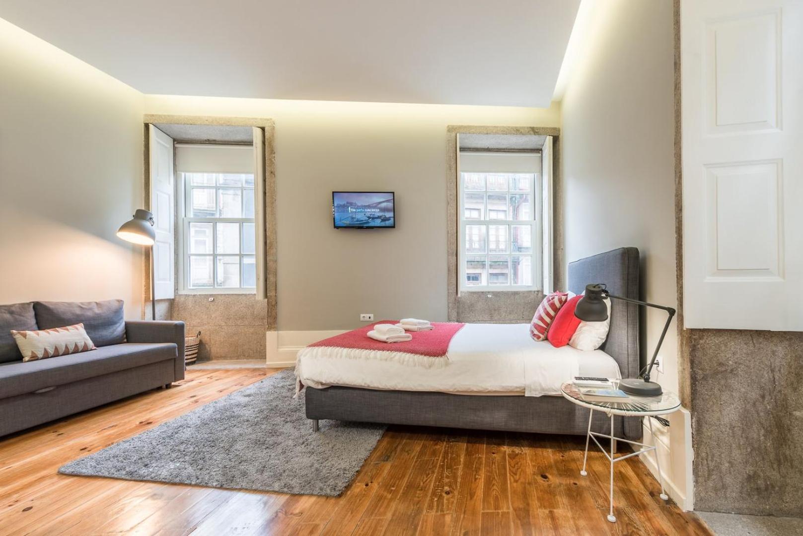 Апартаменты Guestready - Chic Retreat In The Heart Of Порту Экстерьер фото